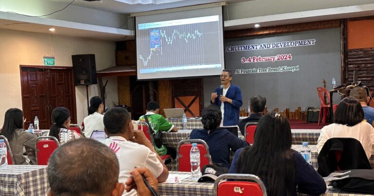 ภาพบรรยากาศงานสัมมนา Forex วันที่ 3 กุมภาพันธ์ 2566 หลวงปูขาว งานเขาใหญ่